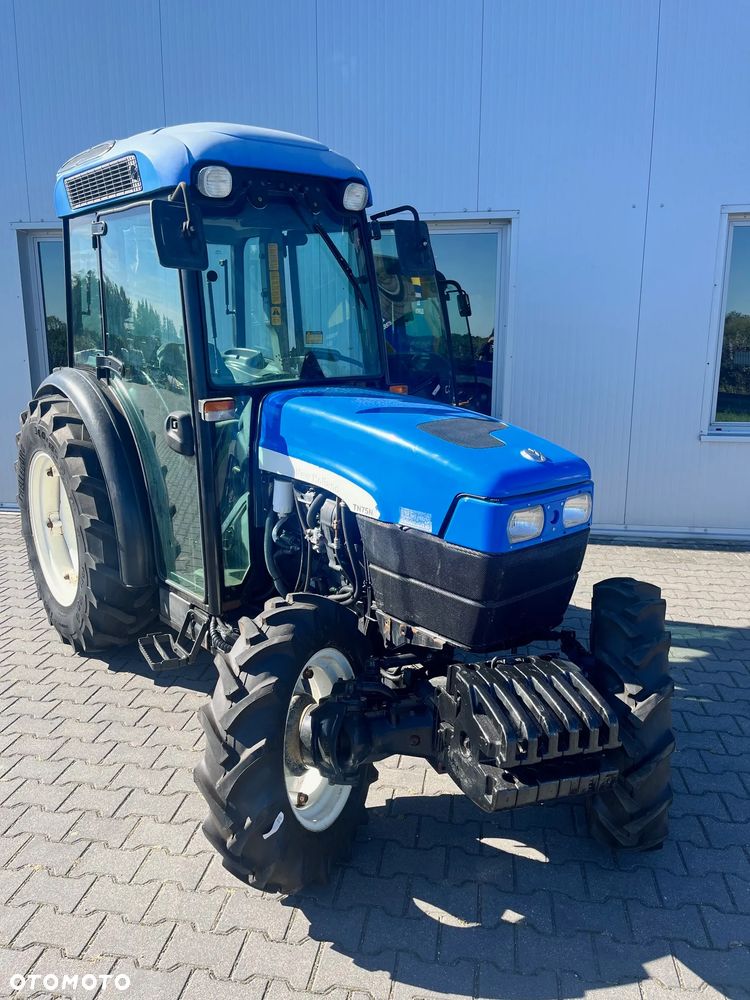 New Holland TN75N - 1