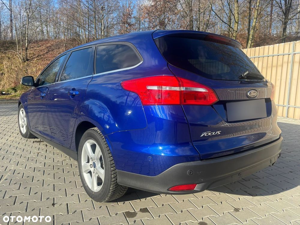 Ford Focus 2.0 TDCi DPF Start-Stopp-System Titanium - 6