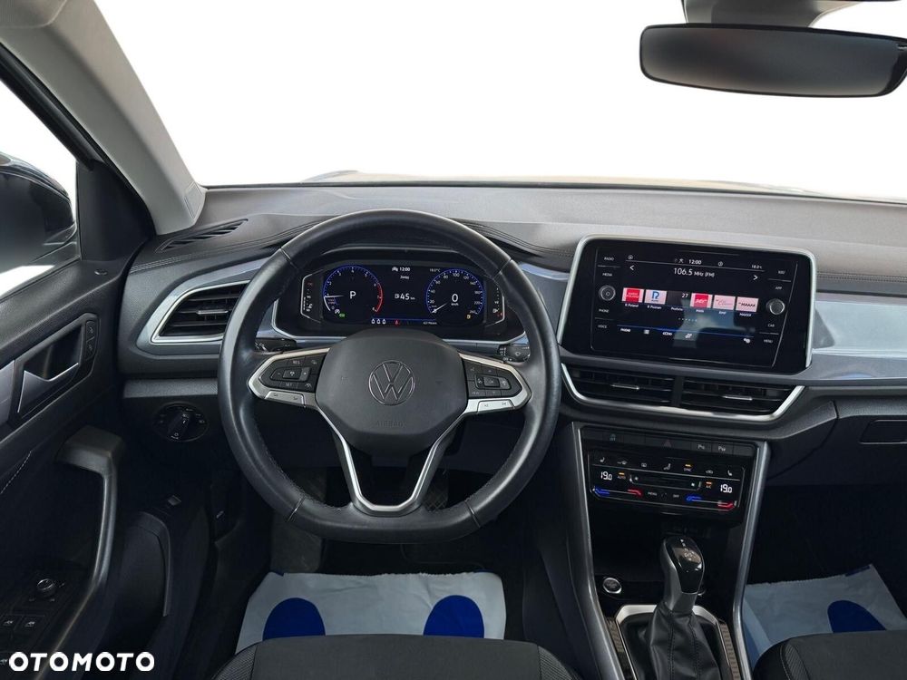 Volkswagen T-Roc - 9