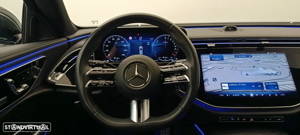 Mercedes-Benz E 300 Standard - 19