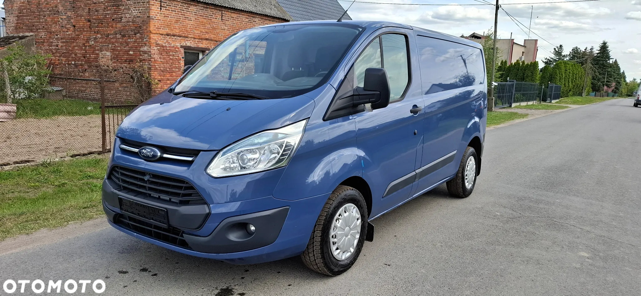 Ford TRANSIT CUSTOM - 2