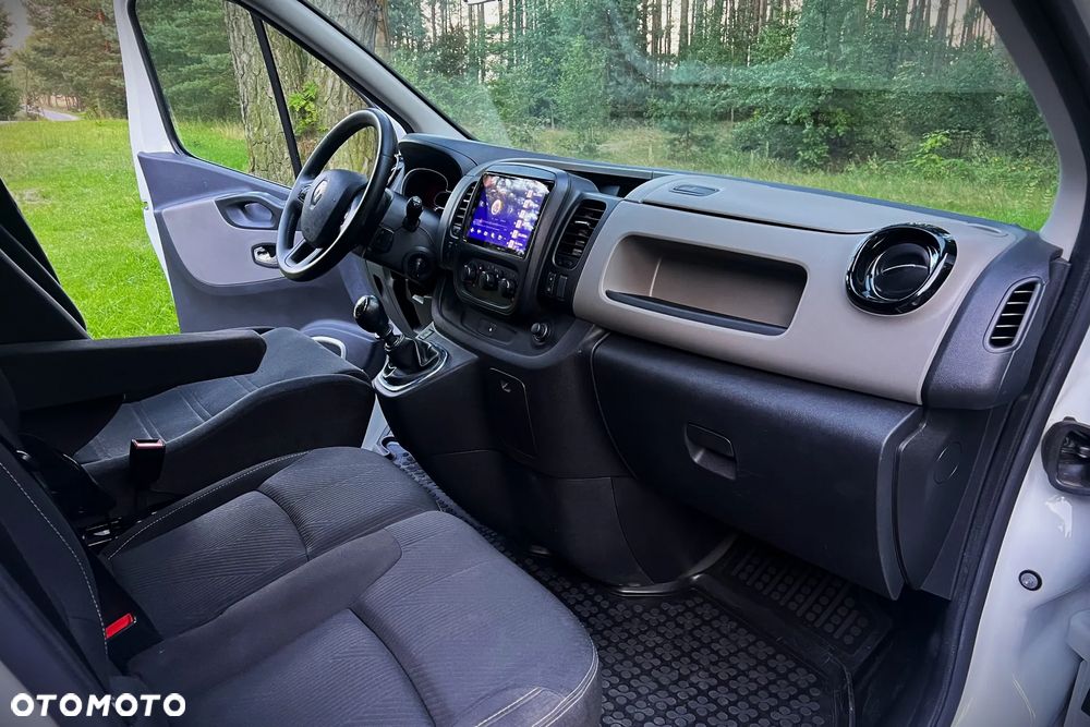 Renault Trafic - 29