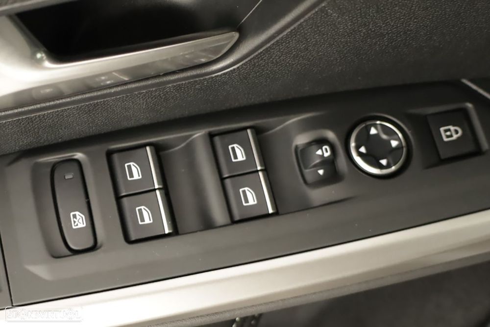 Peugeot 3008 1.2 Hybrid GT e-DCS6 - 20