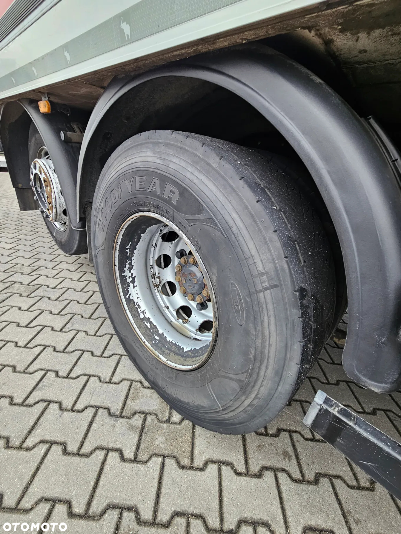 DAF CF330 FAR - 10