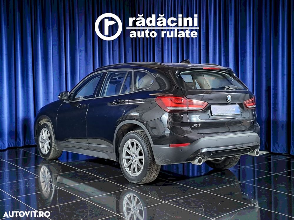 BMW X1 sDrive18d AT - 7