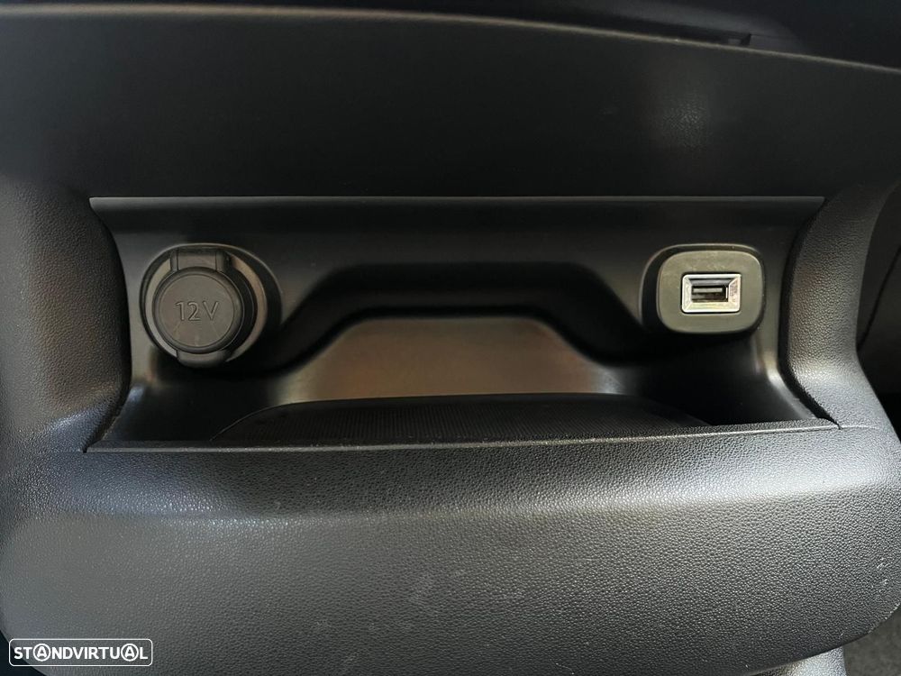 Citroën C4 Cactus - 32