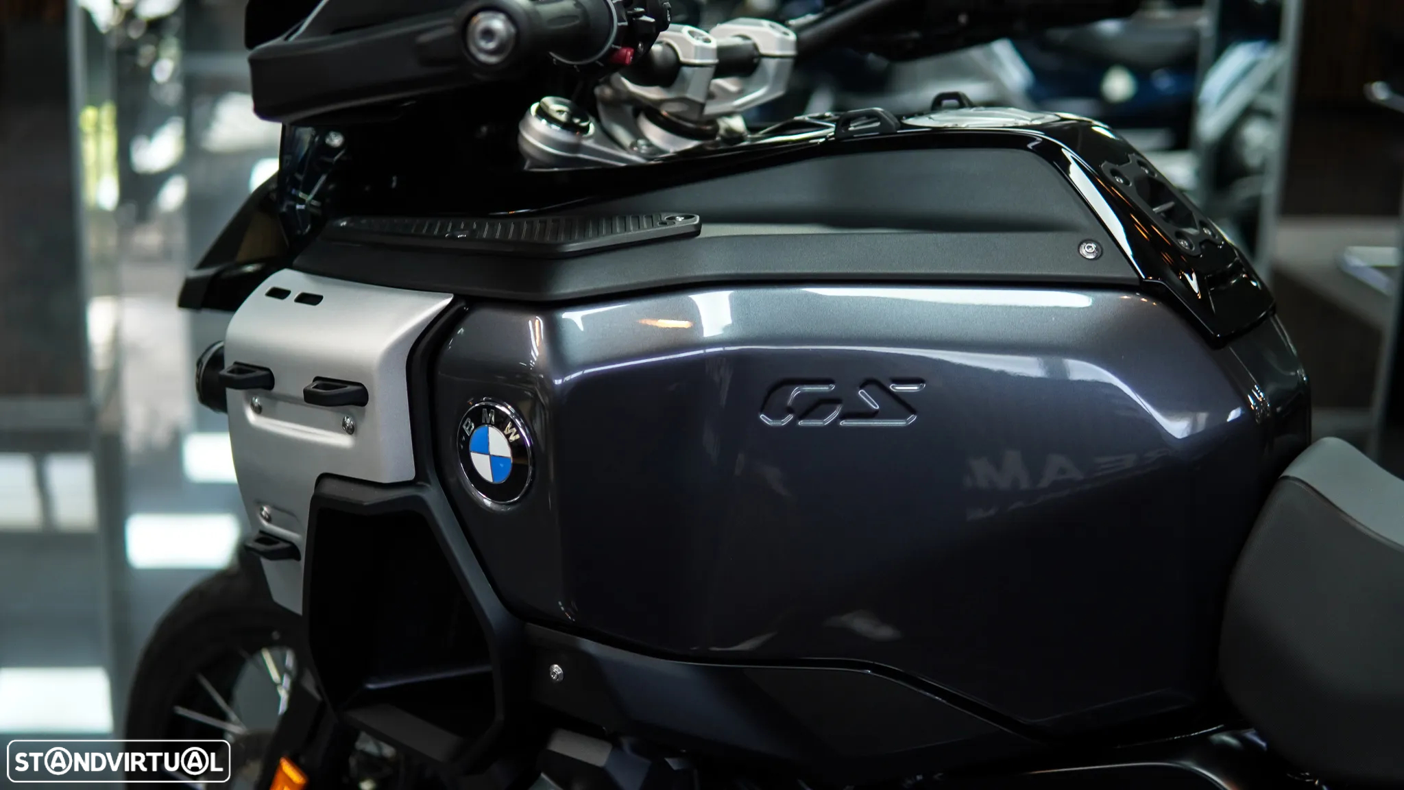 BMW R 1300 GS Adventure TRIPLE BLACK C/ AKRAPOVIC - 32