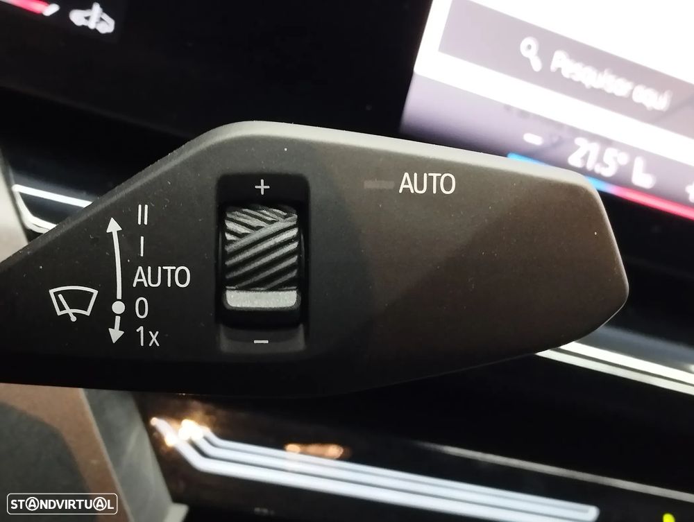 BMW 520 d Pack Desportivo M - 27