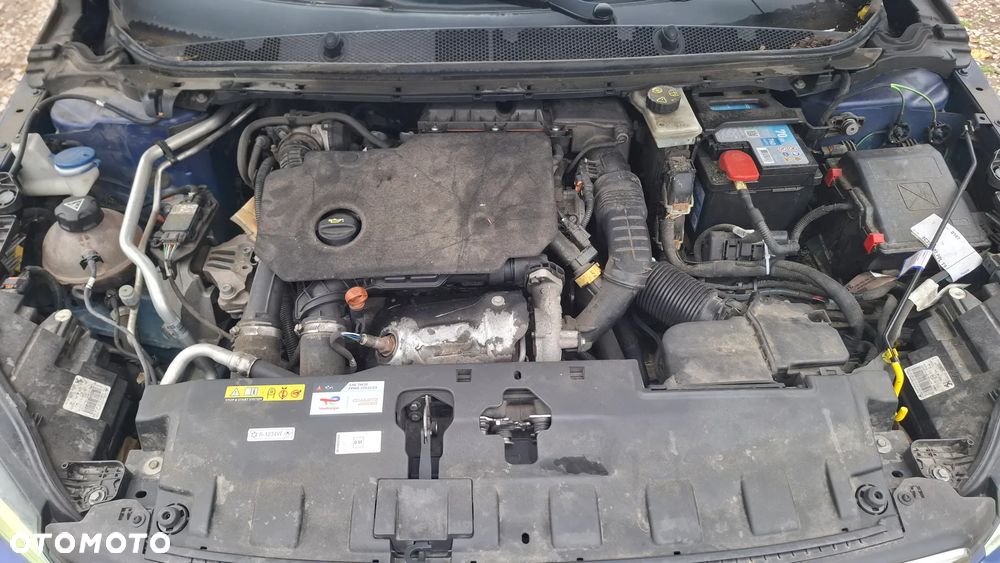 Peugeot 308 - 13