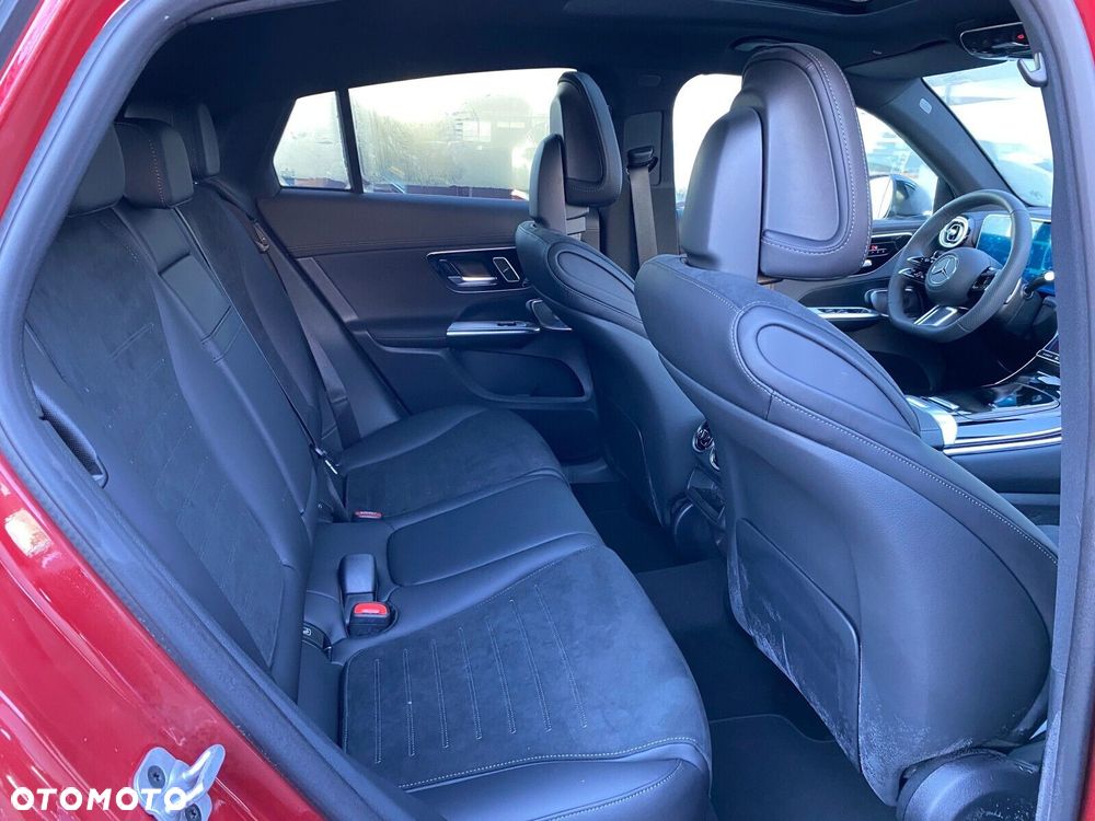Mercedes-Benz GLC - 22
