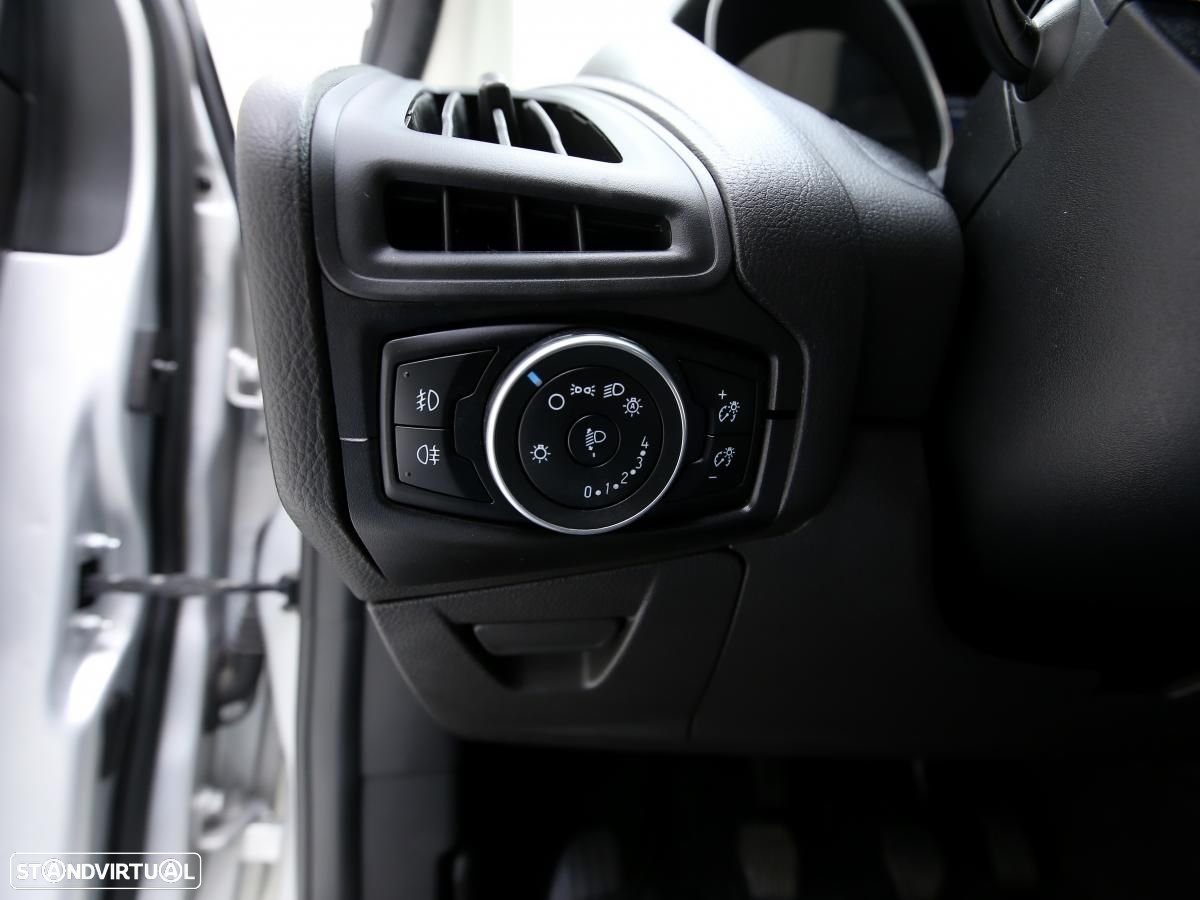 Ford Focus - 15