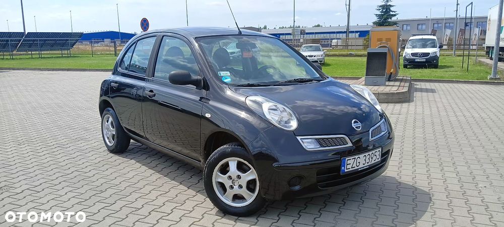 Nissan Micra - 1