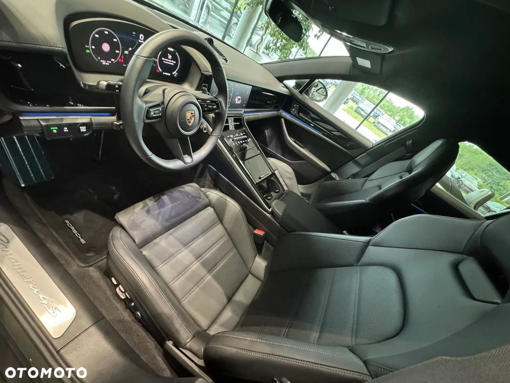 Porsche Panamera 4S E-Hybrid - 4