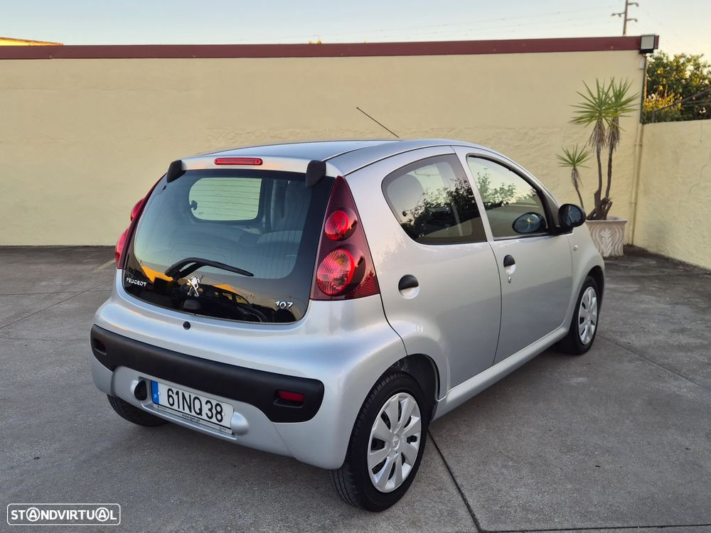 Peugeot 107 1.0 Trendy - 5