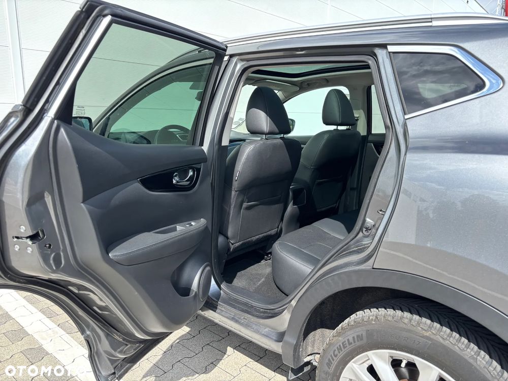 Nissan Qashqai 1.2 DIG-T Tekna EU6 - 33