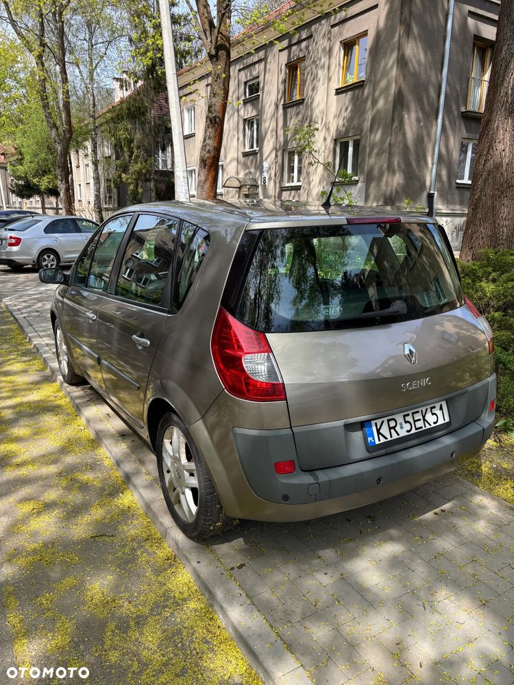 Renault Scenic 2.0 16V Privilege - 12