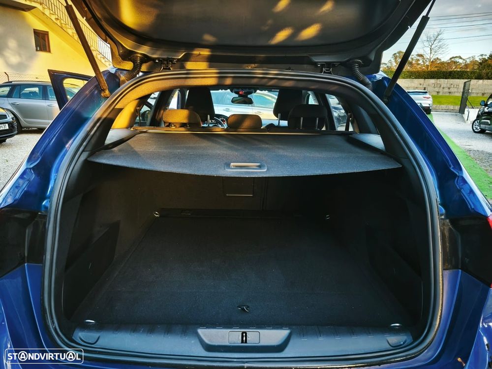 Peugeot 308 1.5 BlueHDi Allure EAT8 - 19