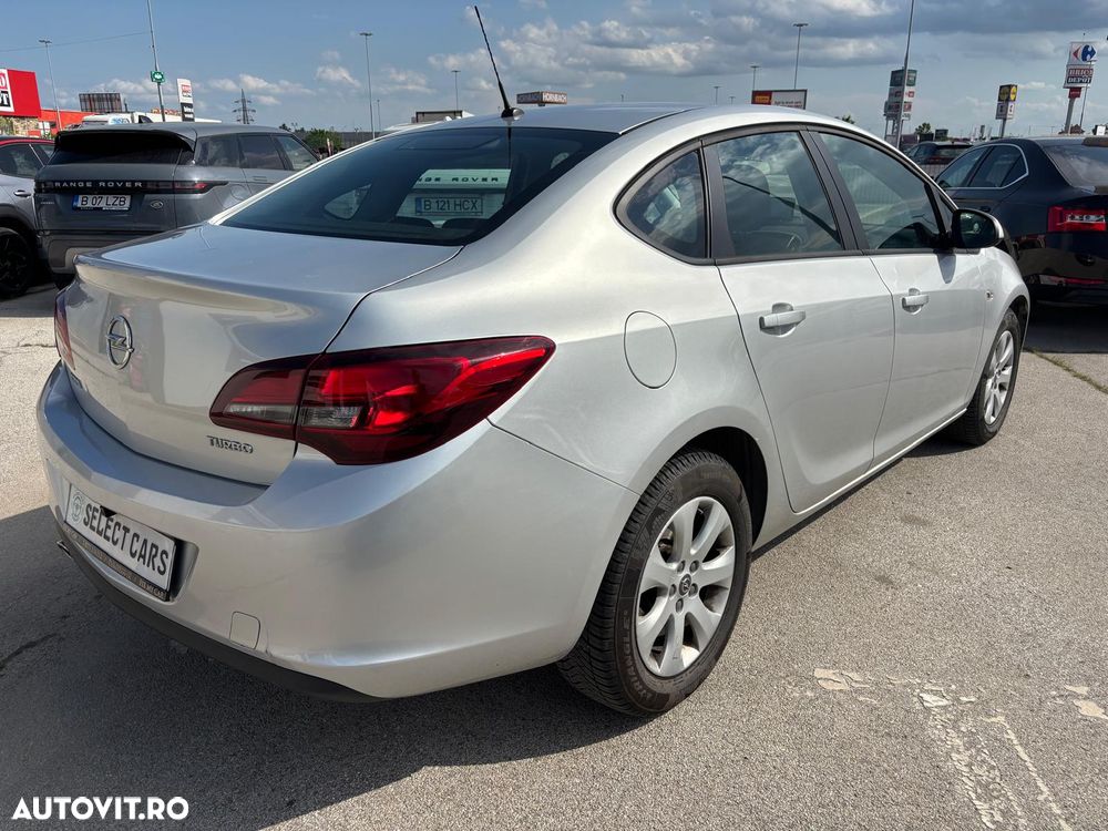 Opel Astra 1.4 Turbo ECOTEC Start/Stop Cosmo - 3