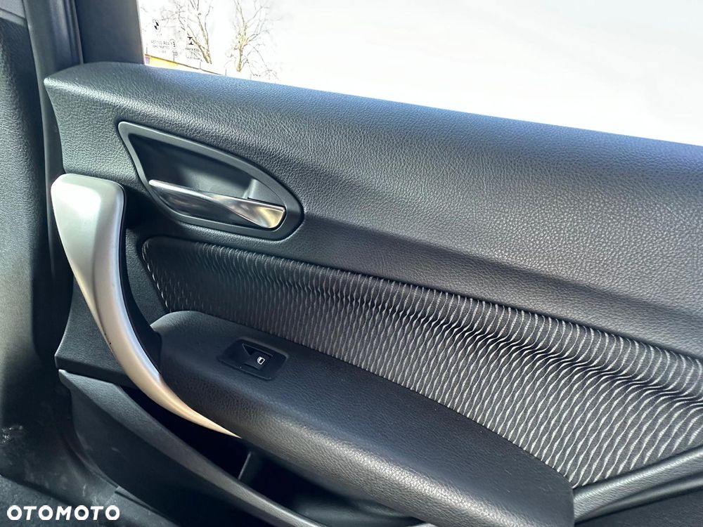 BMW Seria 1 118d - 9