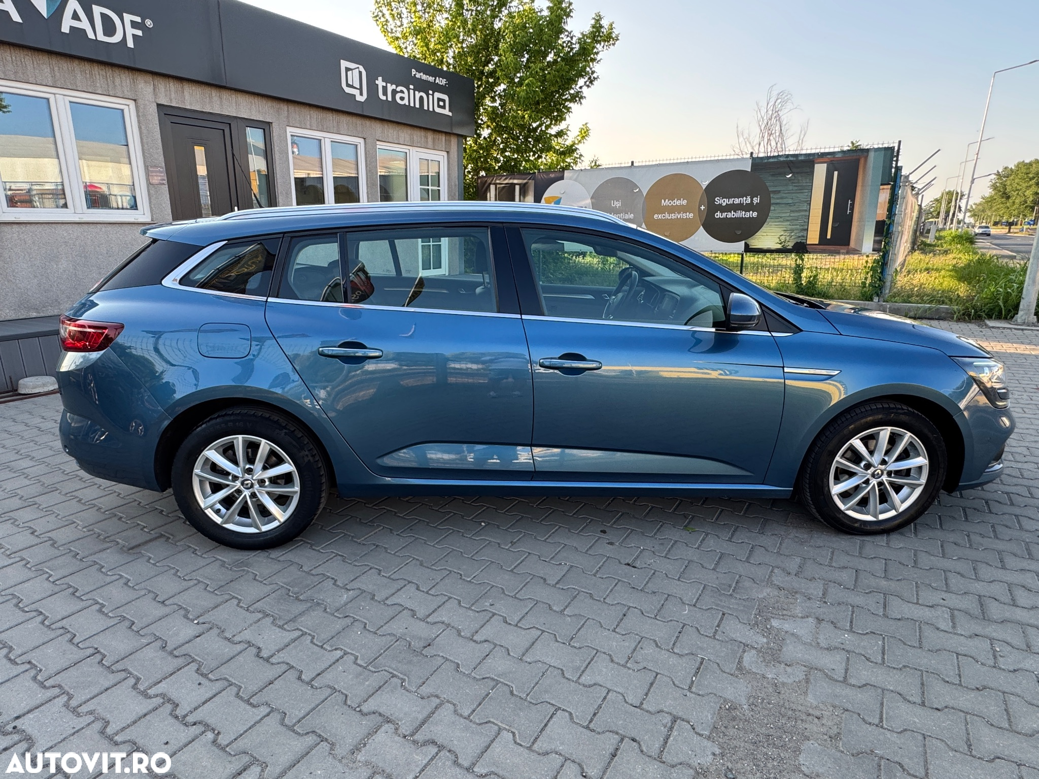 Renault Megane Grandtour ENERGY dCi 110 INTENS - 38