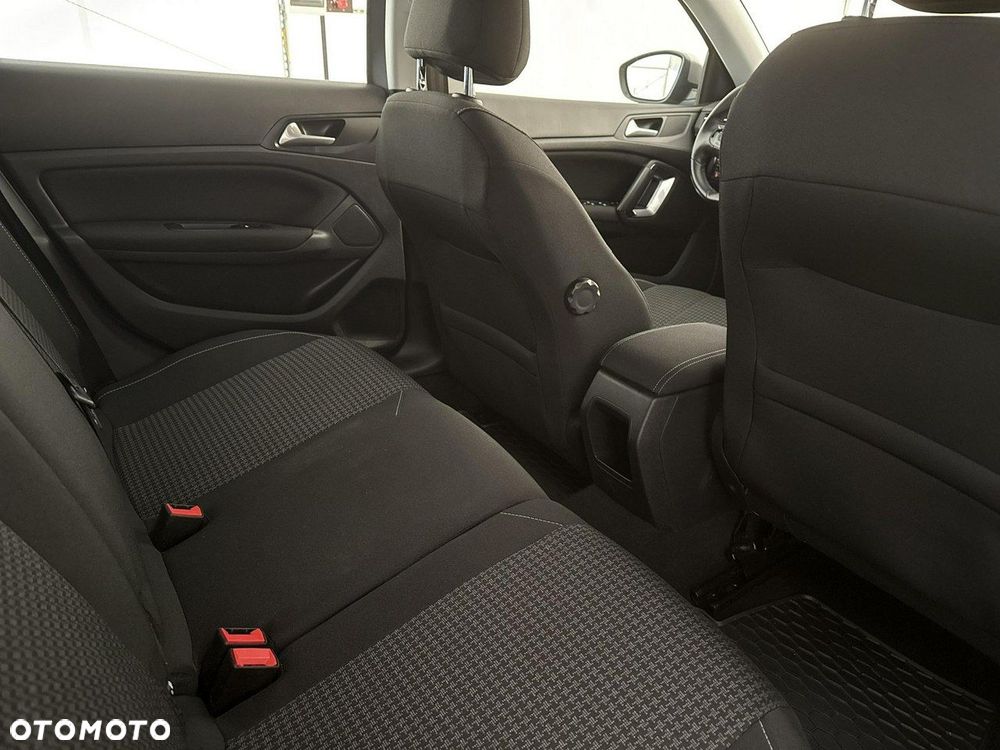 Peugeot 308 - 23