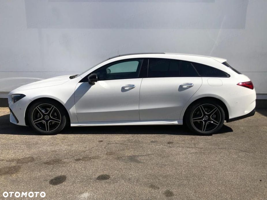 Mercedes-Benz CLA - 2