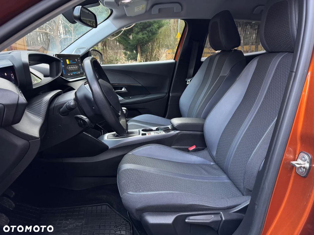 Peugeot 2008 1.2 PureTech Allure S&S - 14