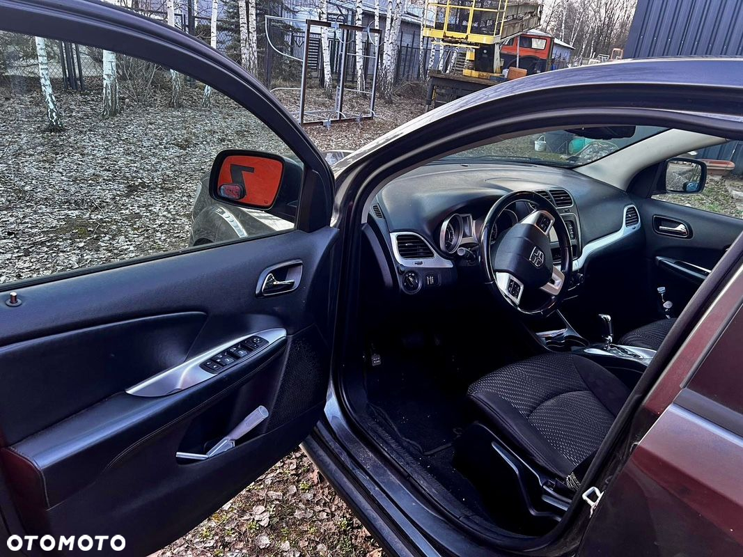 Dodge Journey - 4
