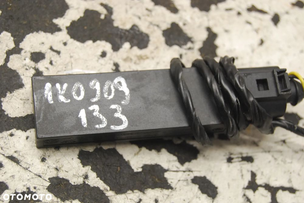 MODUŁ ANTENY KESSY KEYLESS 1K0909133 VW PASSAT B6 - 2
