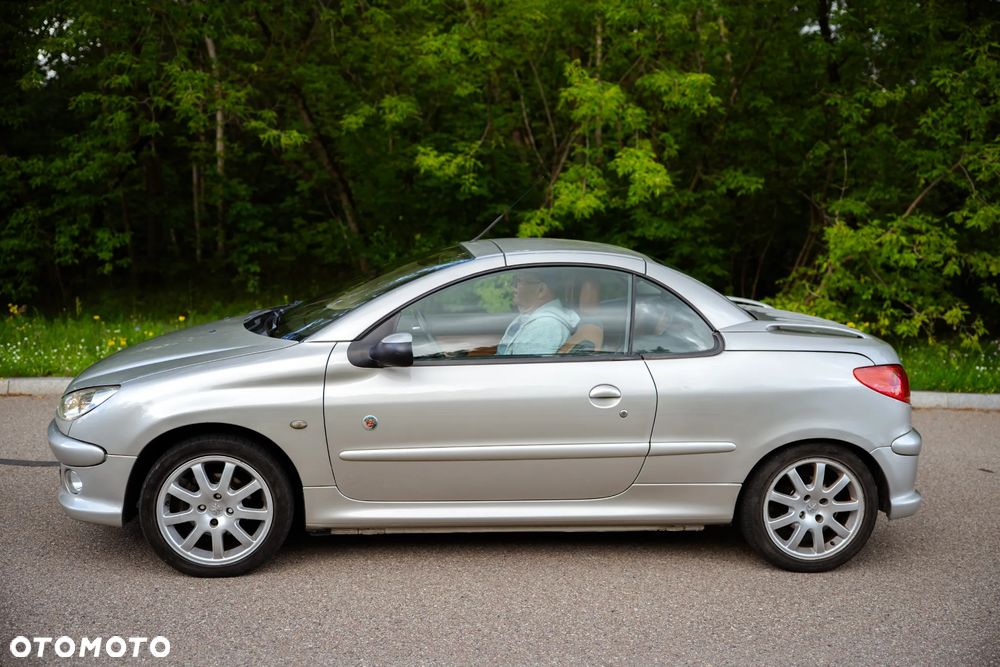 Peugeot 206 CC 1.6 - 16