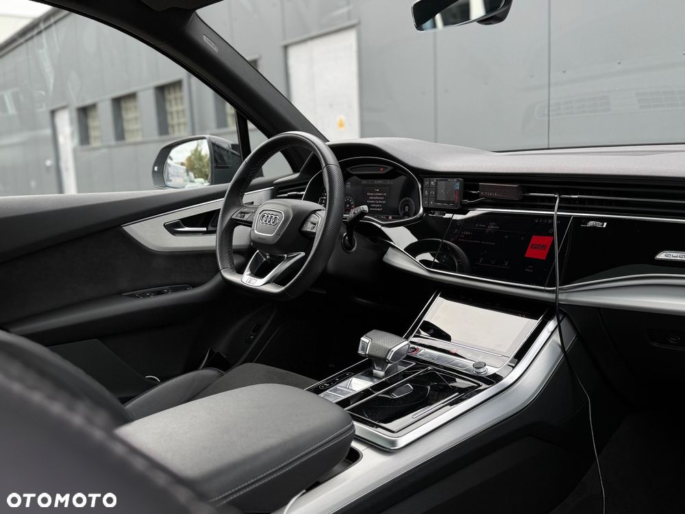 Audi SQ7 TFSI Quattro Tiptronic - 32