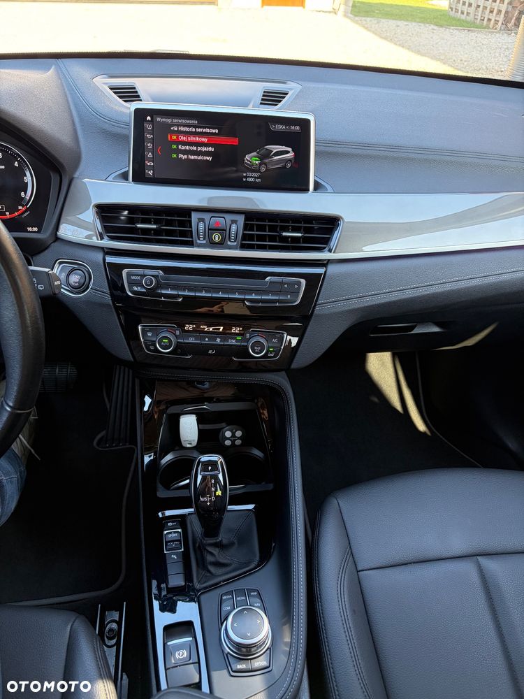 BMW X1 sDrive18d - 10