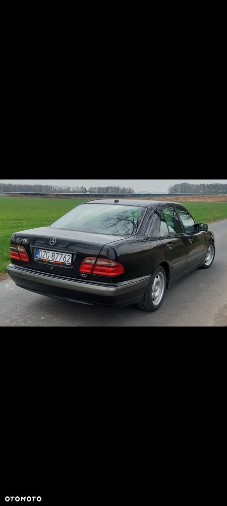 Mercedes-Benz Klasa E - 5
