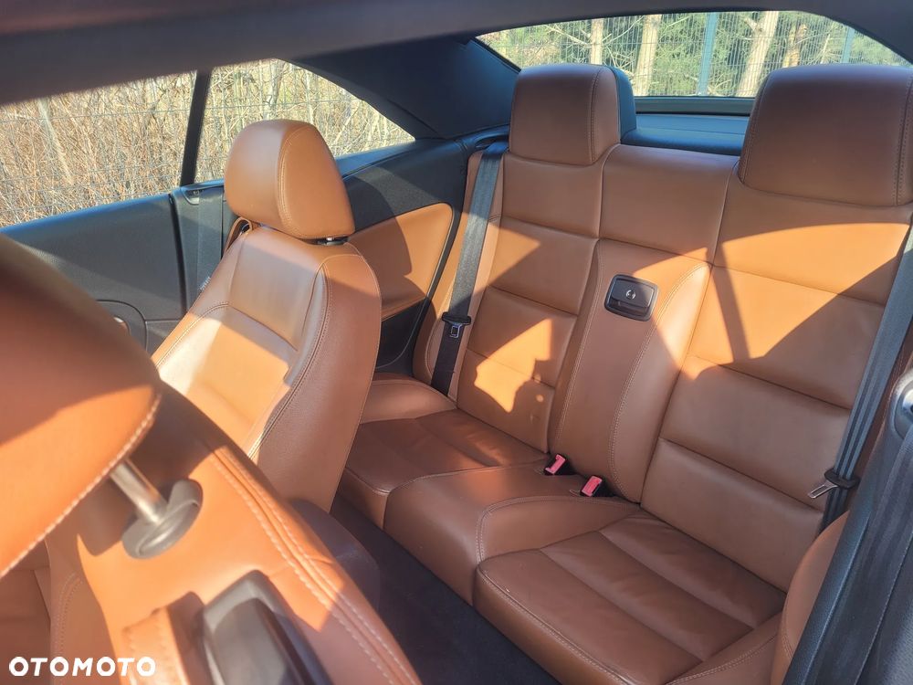Volkswagen Eos - 11
