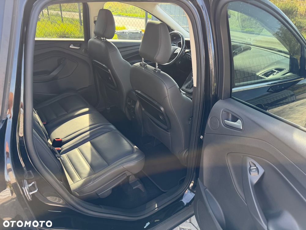Ford Kuga 2.0 TDCi 4x4 Titanium - 19