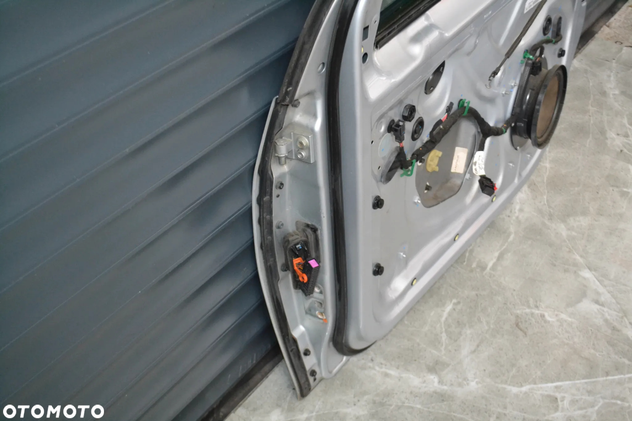 VW GOLF V HB 5D DRZWI PRZÓD PRZEDNIE LA7W POMORSKIE - 9
