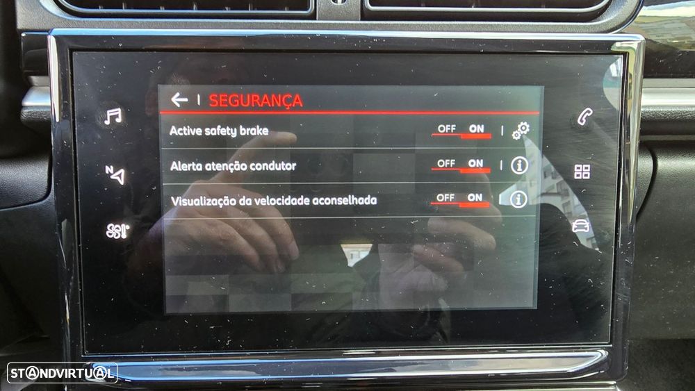 Citroën C3 1.2 PureTech Shine - 28