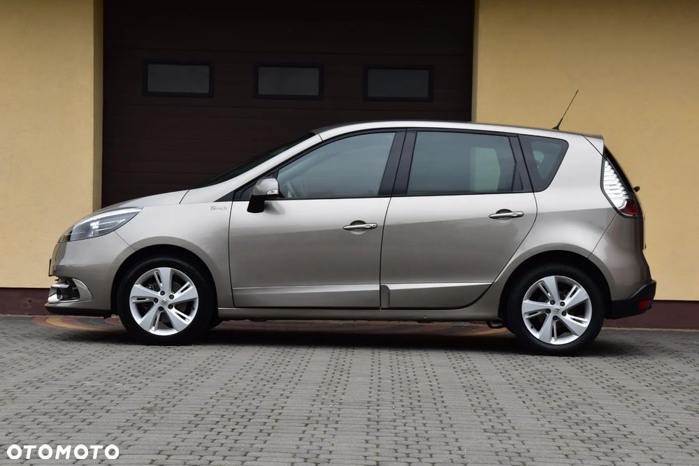 Renault Scenic 1.6 16V 110 Dynamique - 13