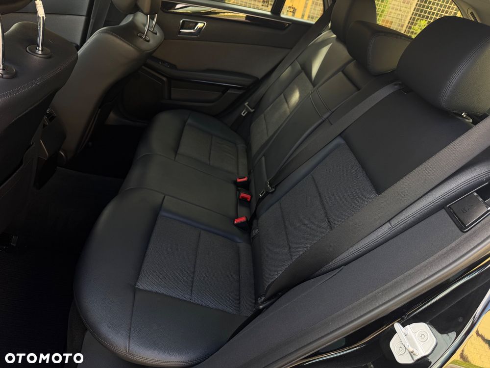 Mercedes-Benz Klasa E 220 CDI Automatik Avantgarde BusinessEDITION - 21