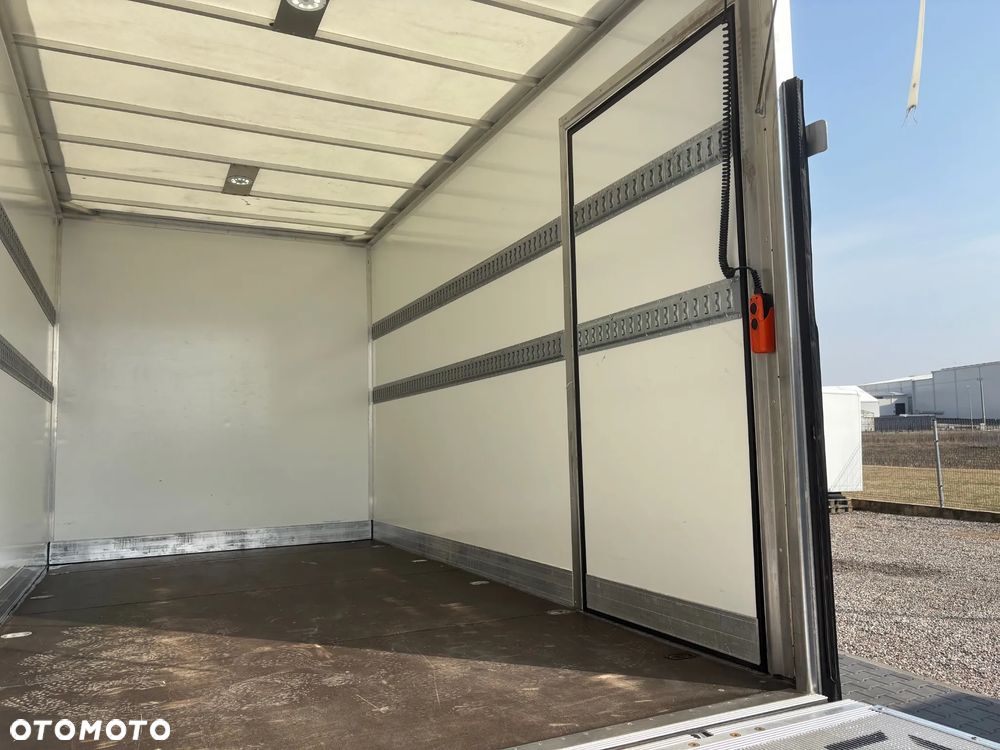 Iveco Daily 50C21 35C21 3.0 HPI Hi-Matic Kontener 8 palet + winda 1000kg + drzwi boczne **Kamera**Klima**LED**Super stan**2024R** - 8