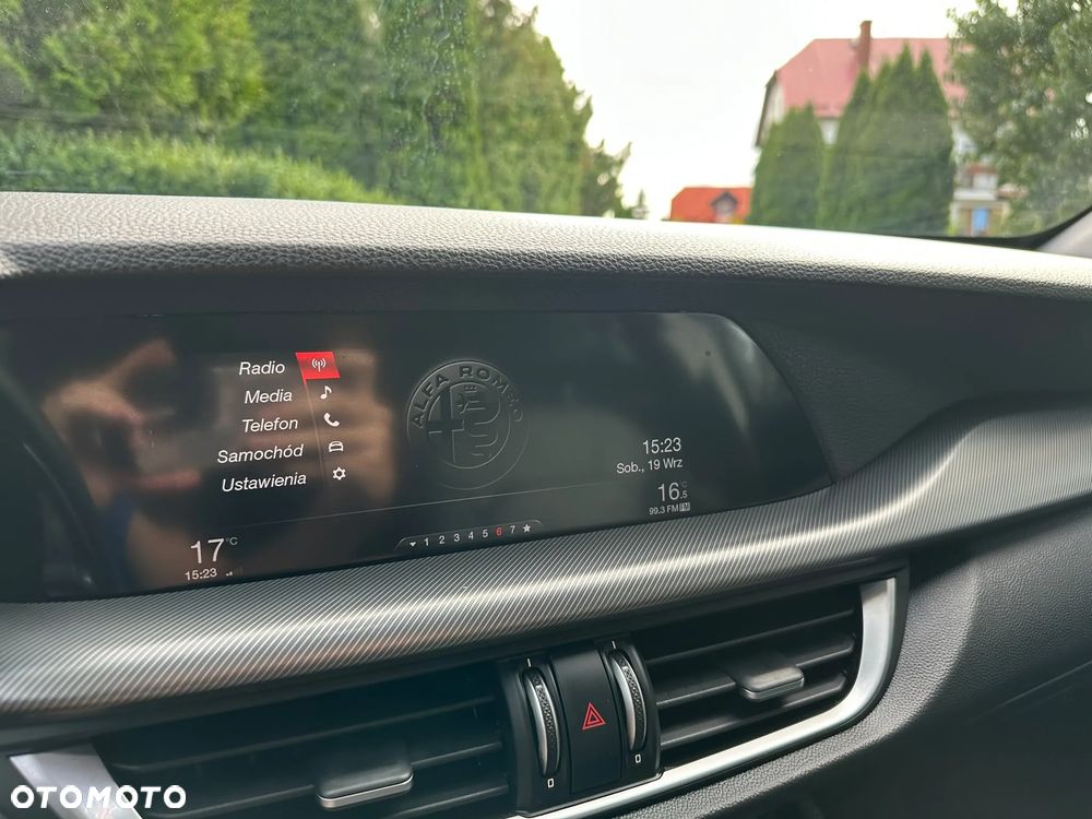 Alfa Romeo Stelvio 2.0 Turbo TI Q4 - 11
