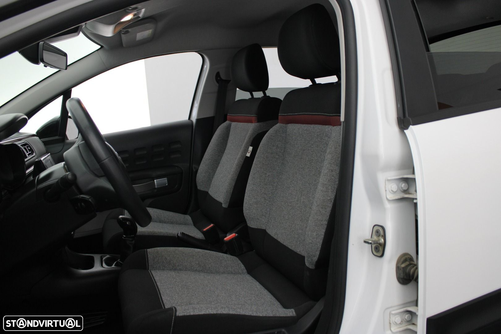 Citroën C3 1.2 PureTech C-Series - 22