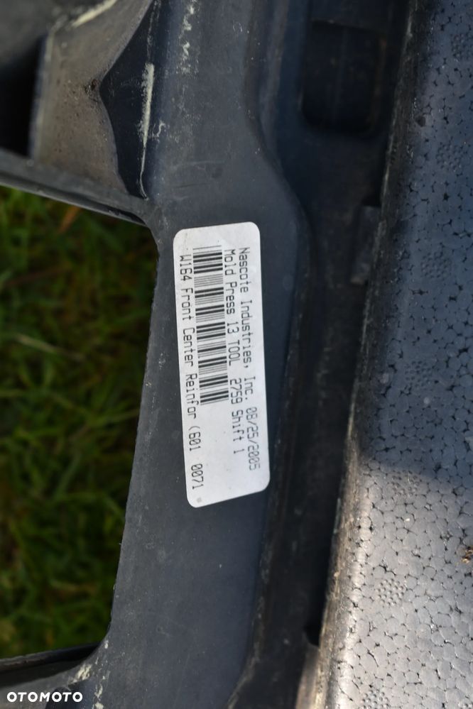 MERCEDES ML W164 05-08 Zderzak Przedni Przód PDC Xenon 775 - 16