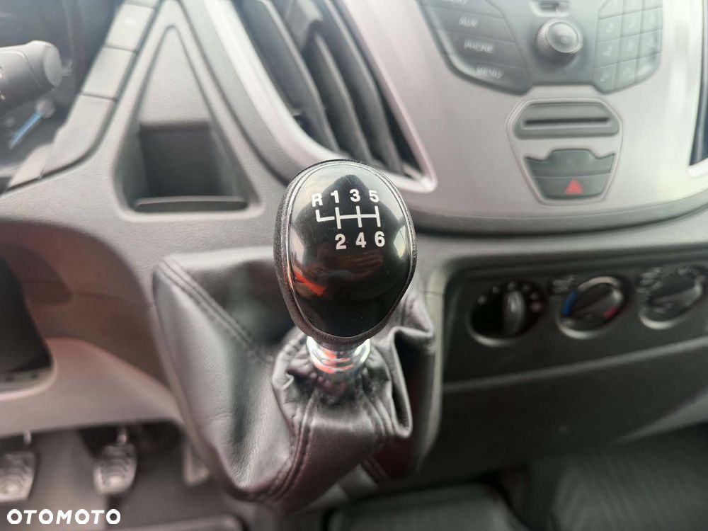 Ford Transit - 11