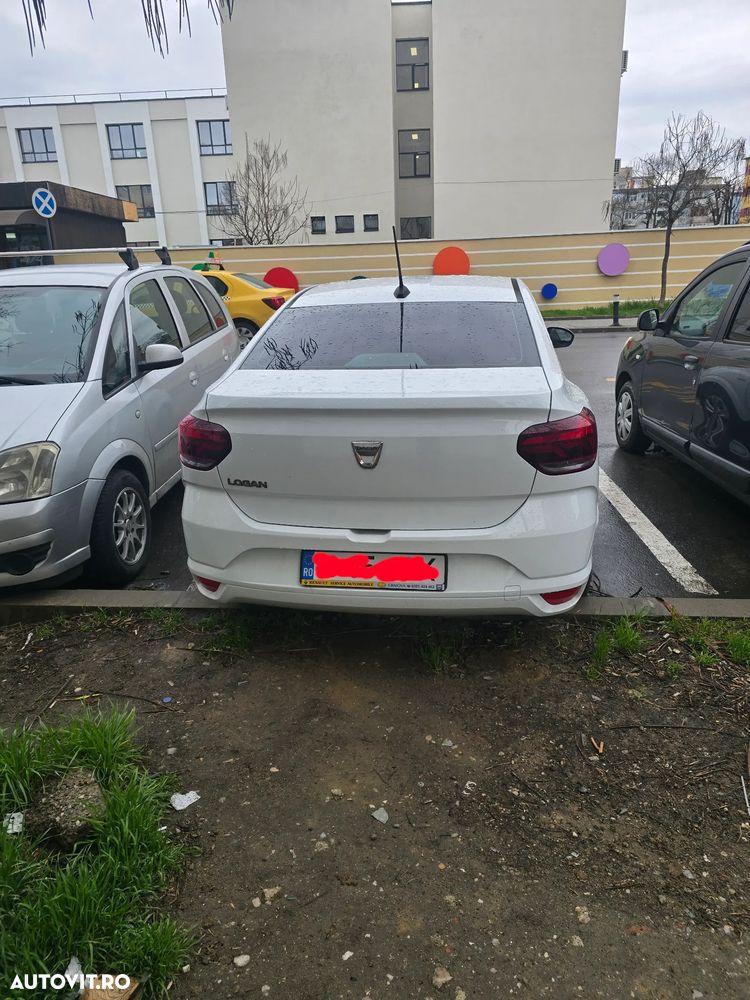 Dacia Logan TCe 90 MT6 Prestige - 5