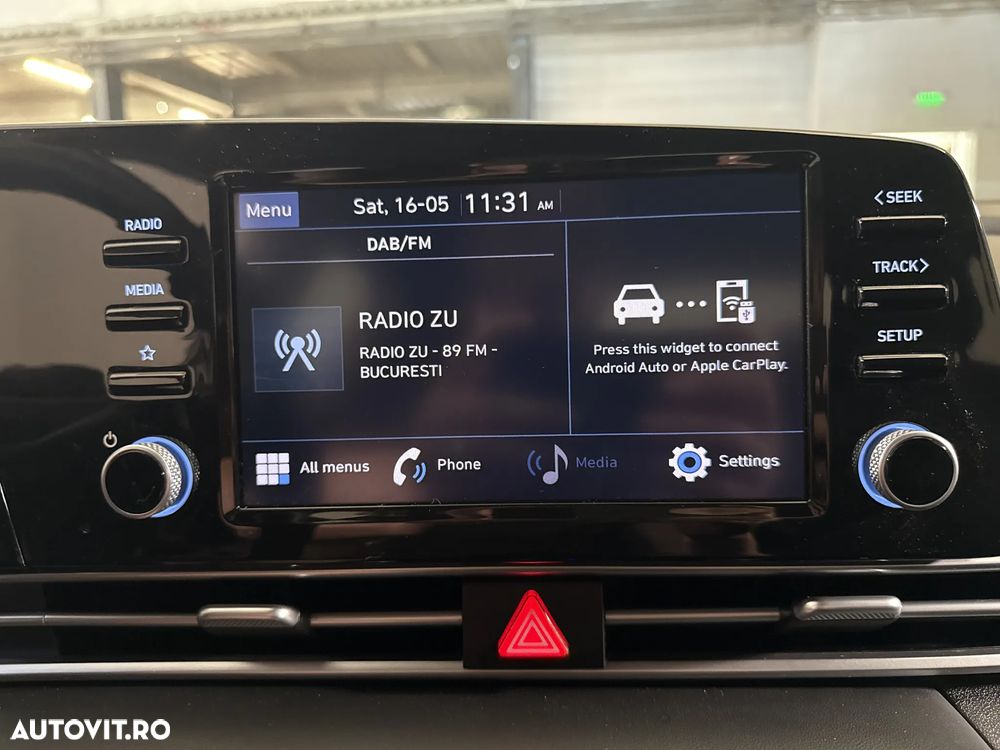 Hyundai Elantra - 21