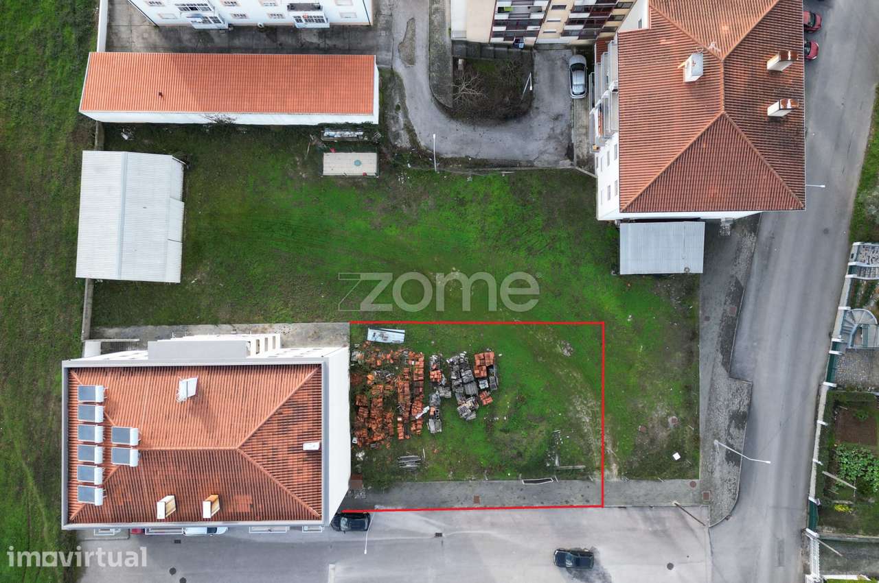 Lote de Terreno com Projeto para Construção de 8 T3 - Grande imagem: 2/18
