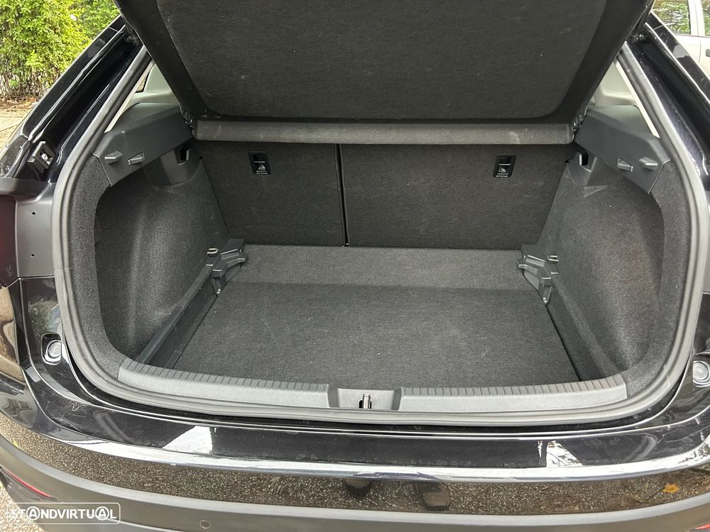 VW Taigo 1.0 TSI Urban DSG - 17