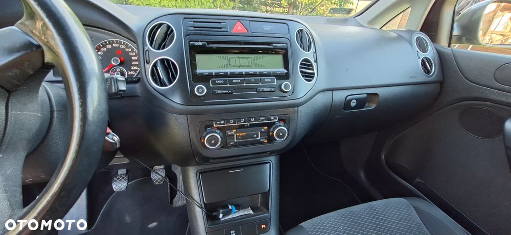 Volkswagen Golf Plus - 9