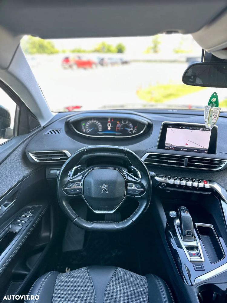 Peugeot 3008 - 11